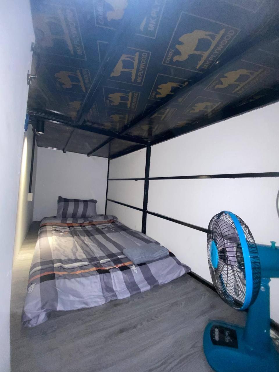 Appartamento The Moonvine On 360 Phnom Penh Esterno foto